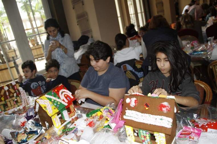 Gingerbread Houses Decoration 